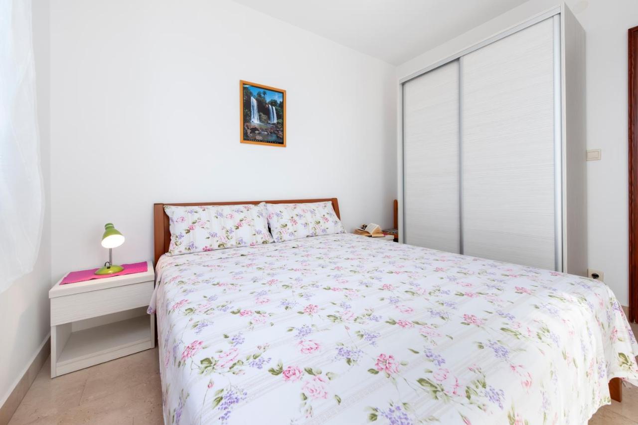 Guesthouse Santin Rovigno Esterno foto