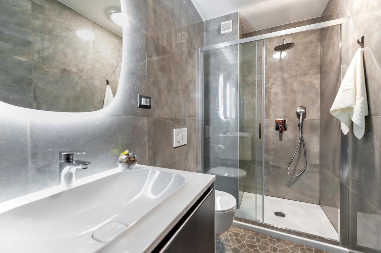 Guesthouse Santin Rovigno Esterno foto