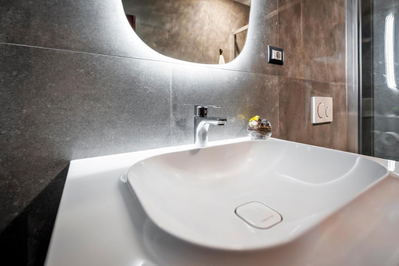Guesthouse Santin Rovigno Esterno foto