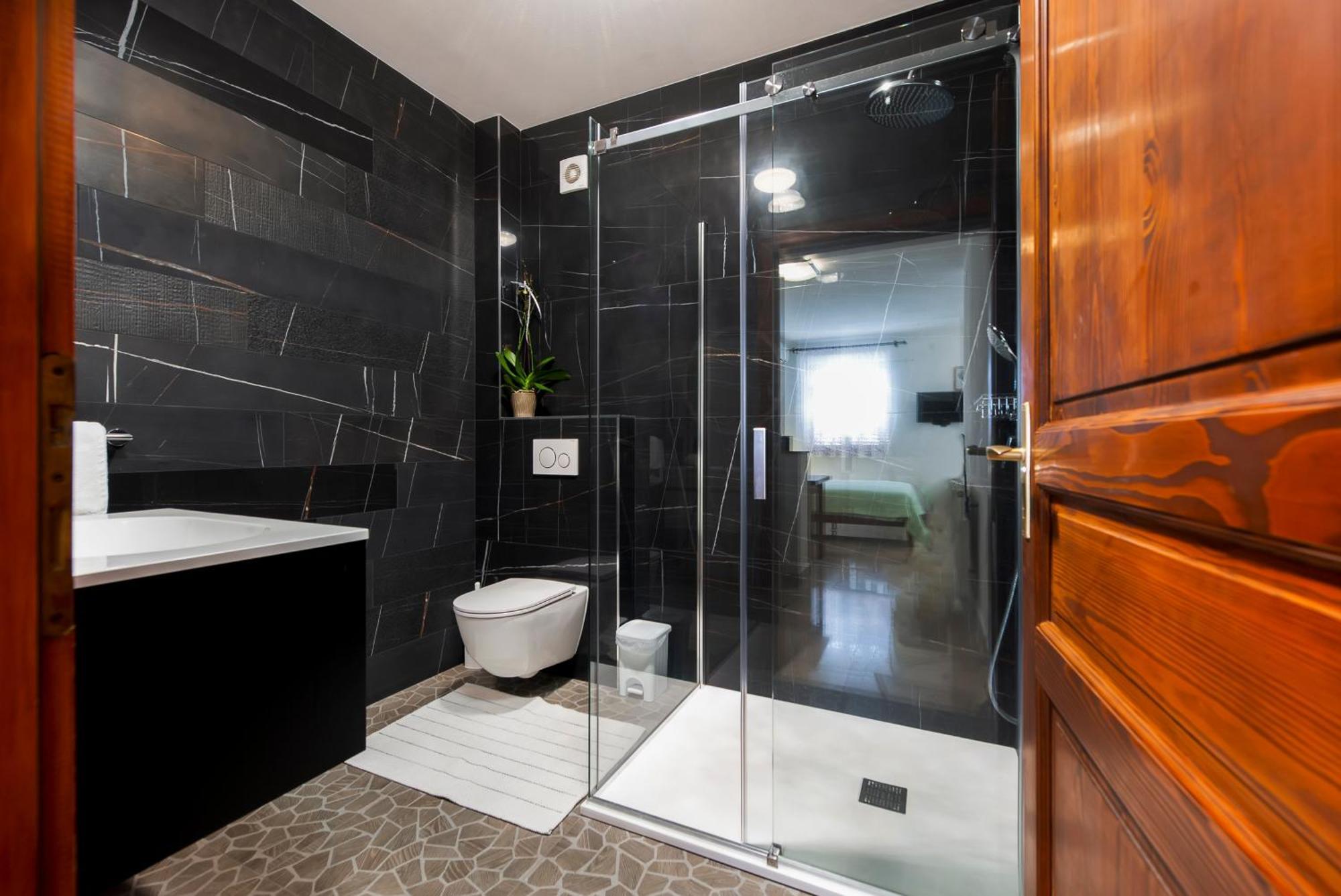 Guesthouse Santin Rovigno Esterno foto