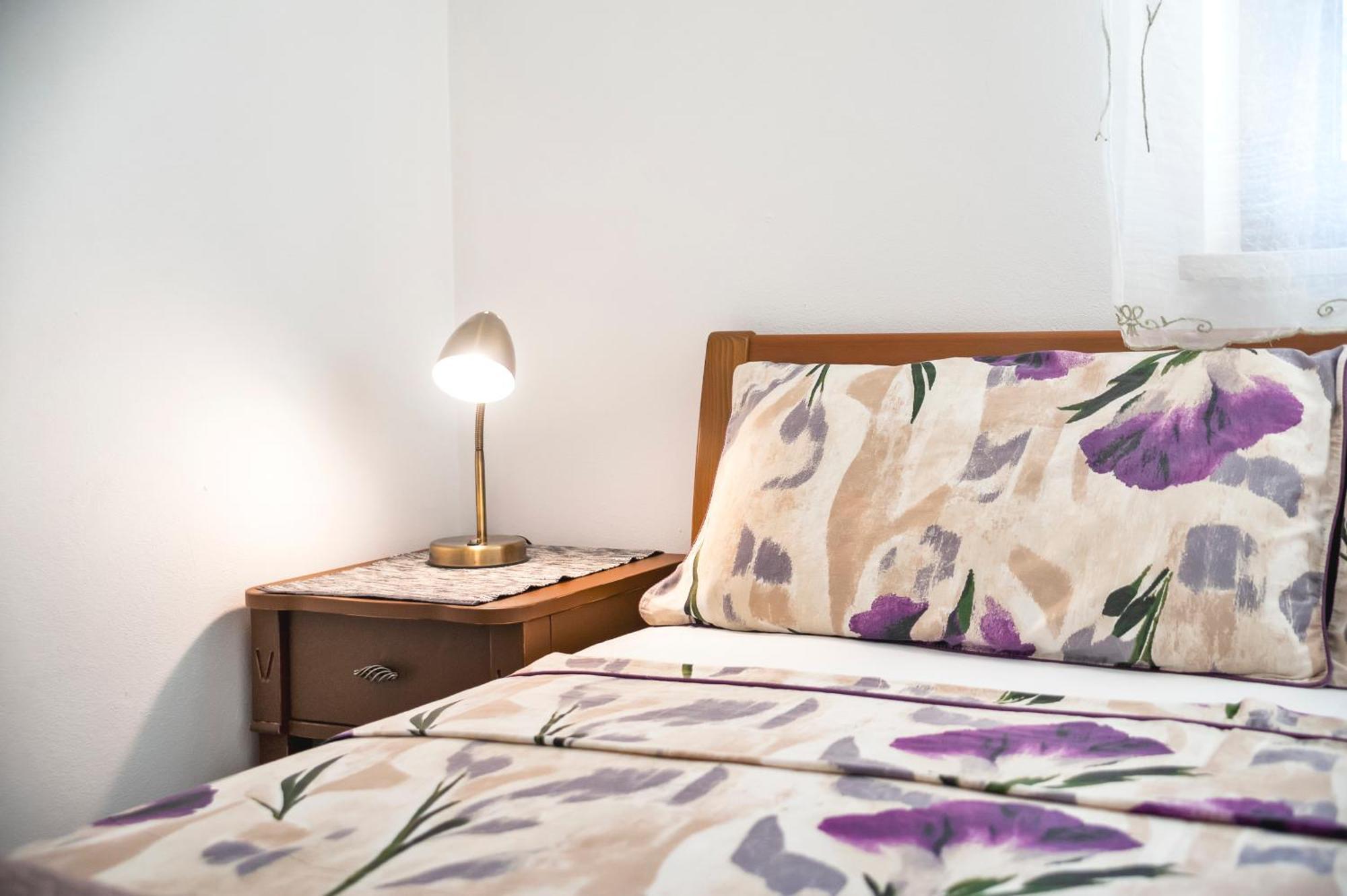 Guesthouse Santin Rovigno Esterno foto